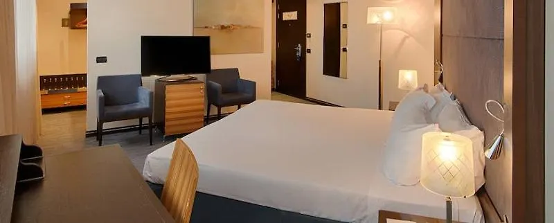 Nh Siena Hotel 4*,  Italy