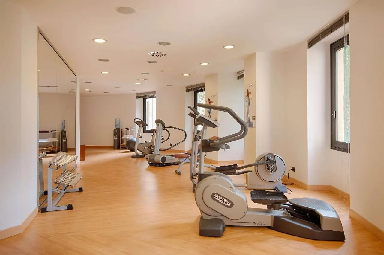 Nh Siena Hotel