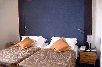 Nh Siena Hotel 4*,
