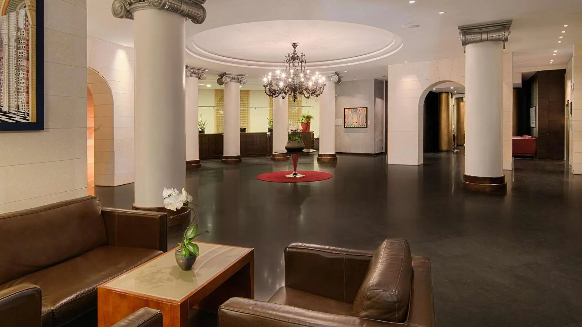 Nh Siena Hotel