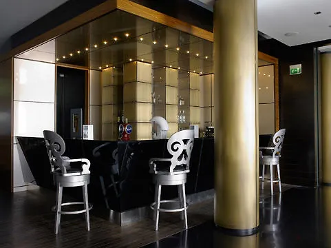 Nh Siena Hotel