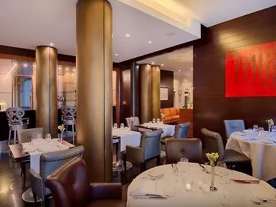 Nh Siena Hotel